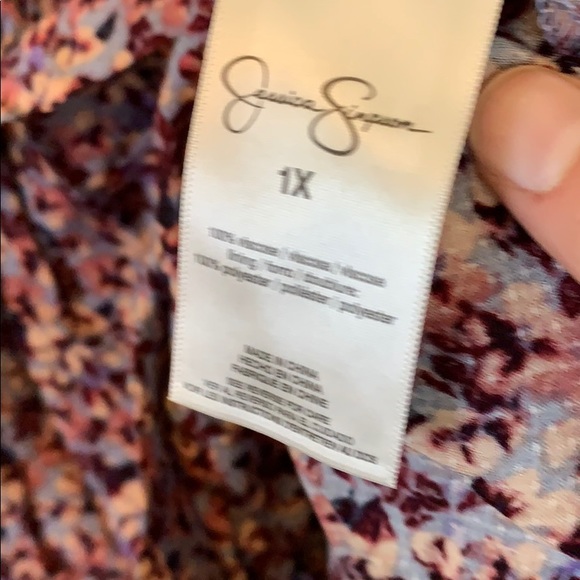 Jessica Simpson plus size floral wrap top - Picture 3 of 8